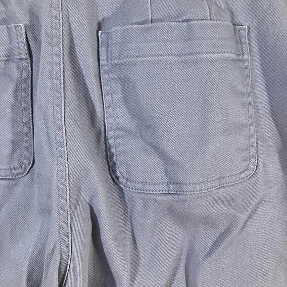 A New Day Grey Capri pants with pockets - Picture 5 of 5